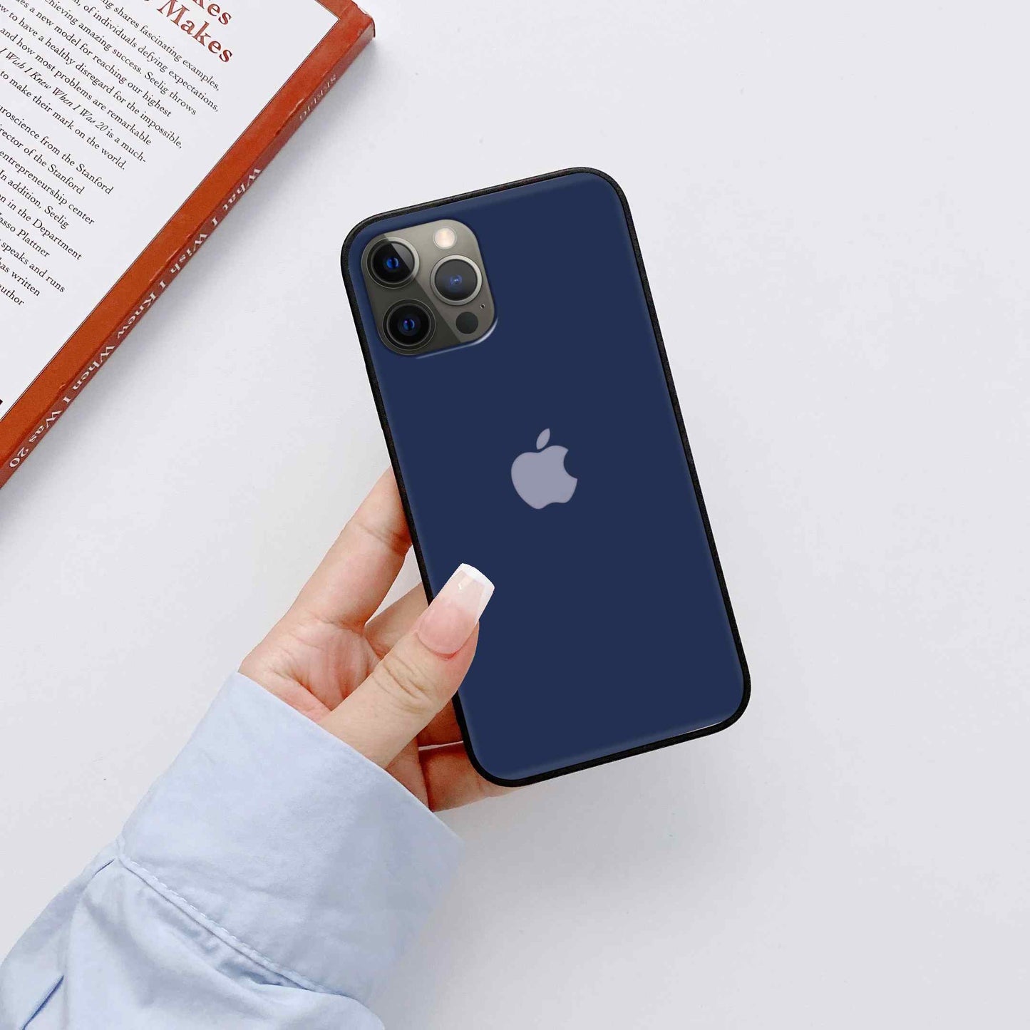 Trendy: Fashion Print Glass Cover