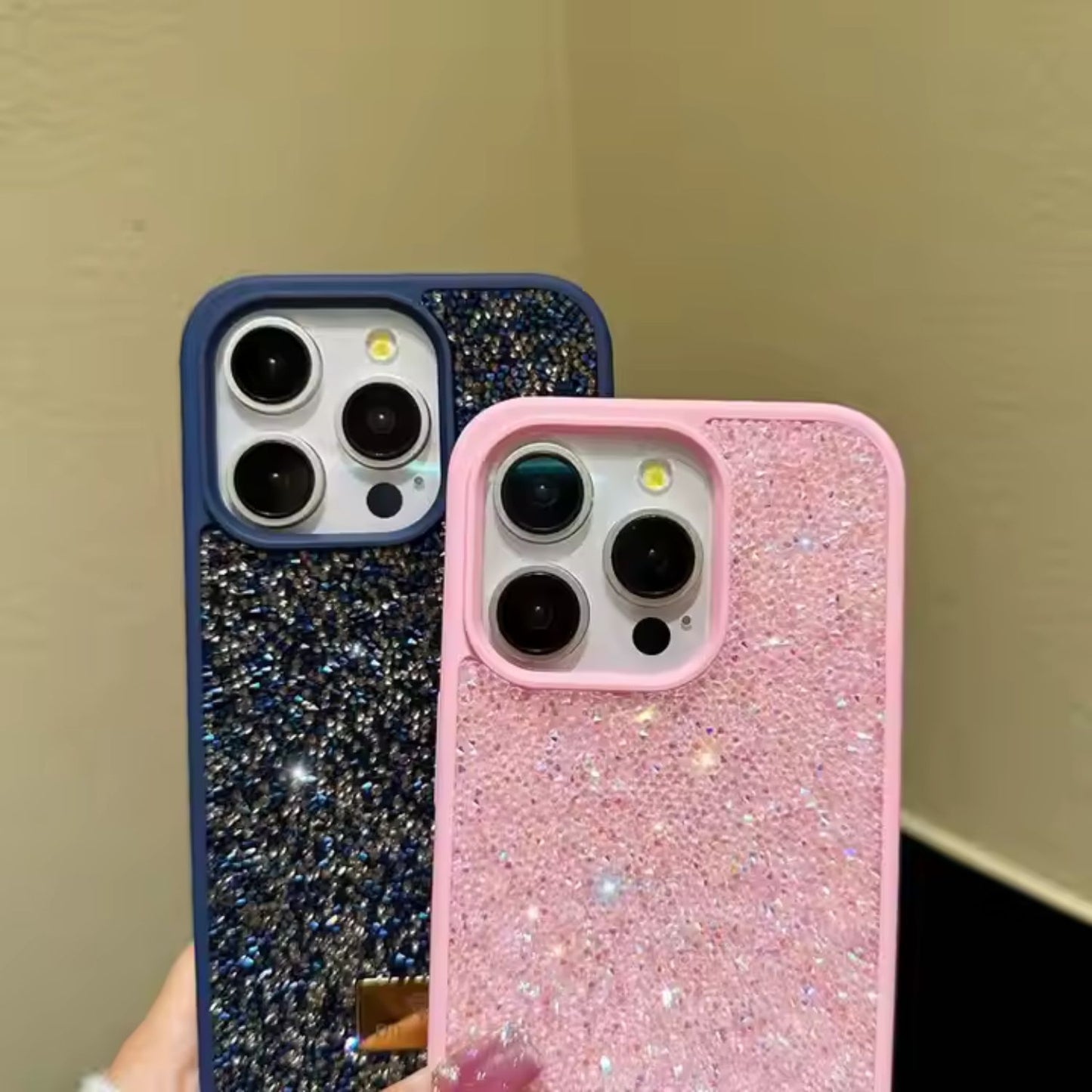 Luxury Glitter iPhone Case with Sparkling Crystals – Elegant & Protective Cover