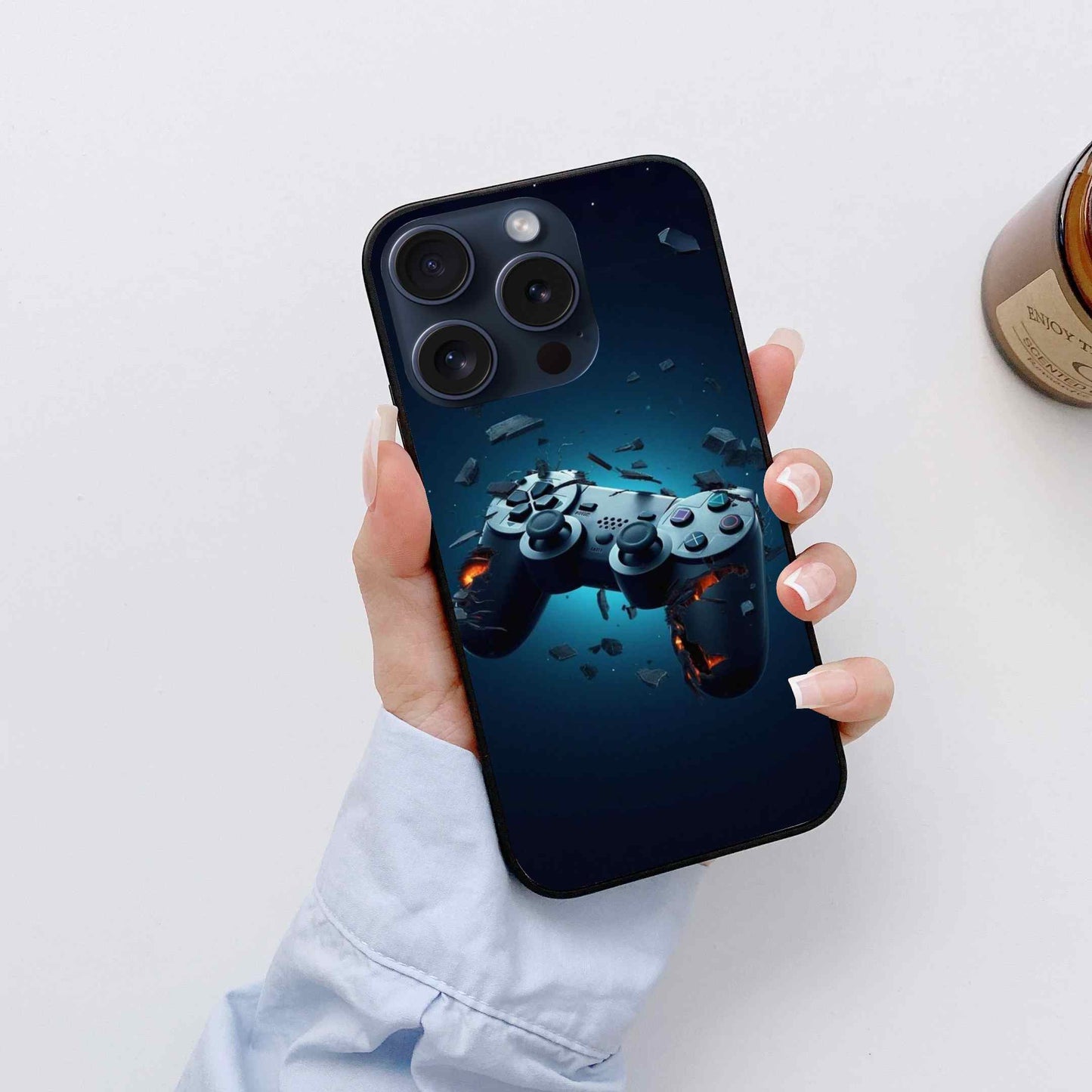 GAMES Glossy Glass Cover