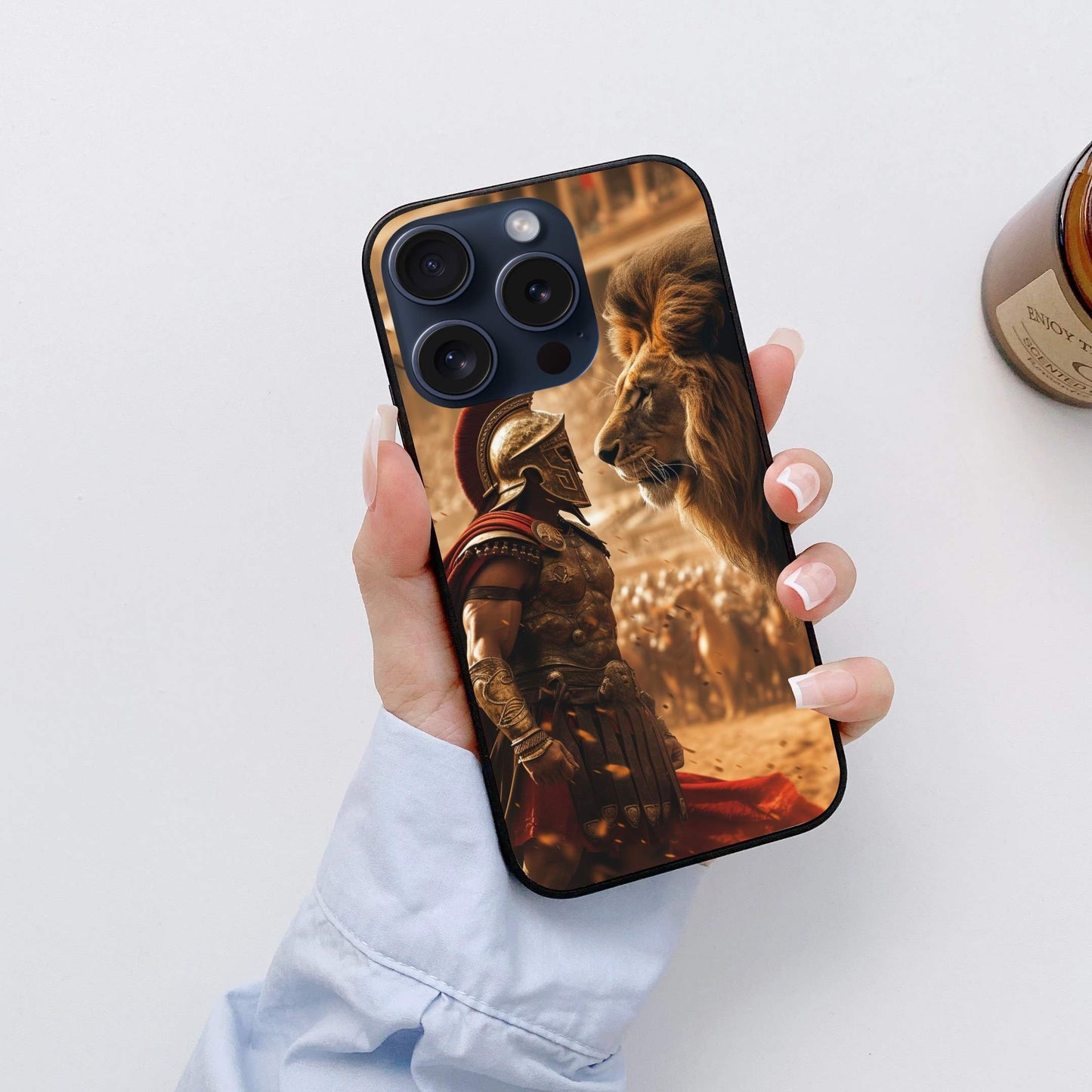 Hercules and Lion  Glossy Glass Back Cover