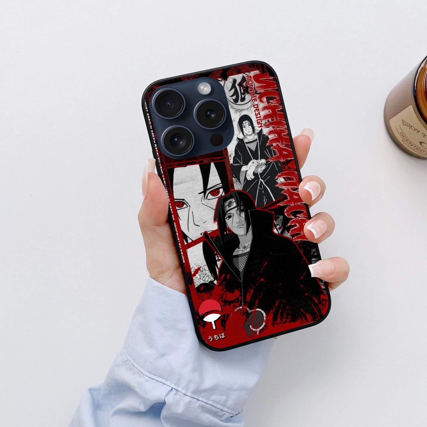 Itachi uchiha Naruto Glossy Glass Back Cover